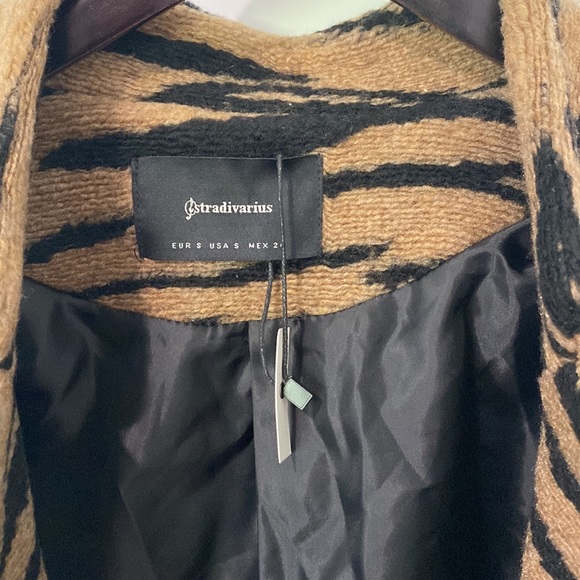 Stradivarius Brown Zebra Print Coat - Picture 13 of 15